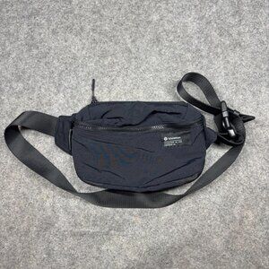 Black lululemon fanny pack